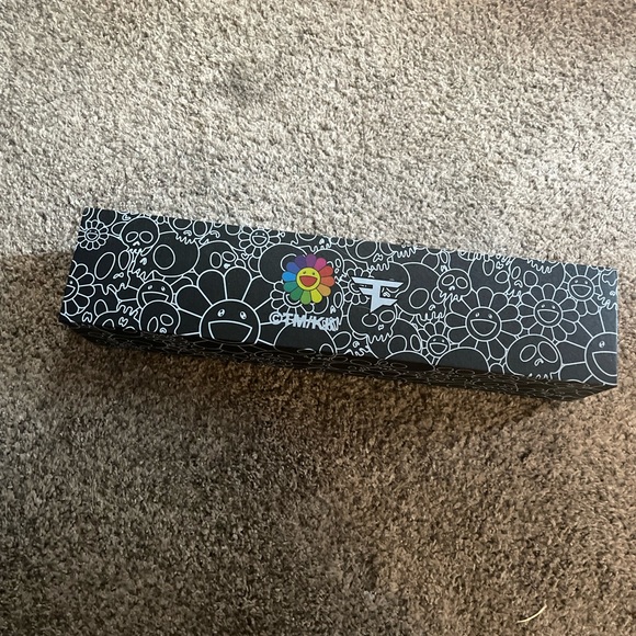 Takashi Murakami x FaZe Clan Mousepad XL - Picture 2 of 2